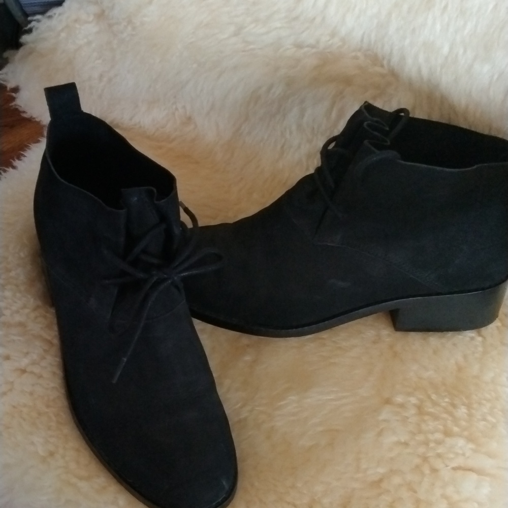 Eileen Fisher Black Suede Boots Size 9